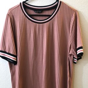 Long pink shirt